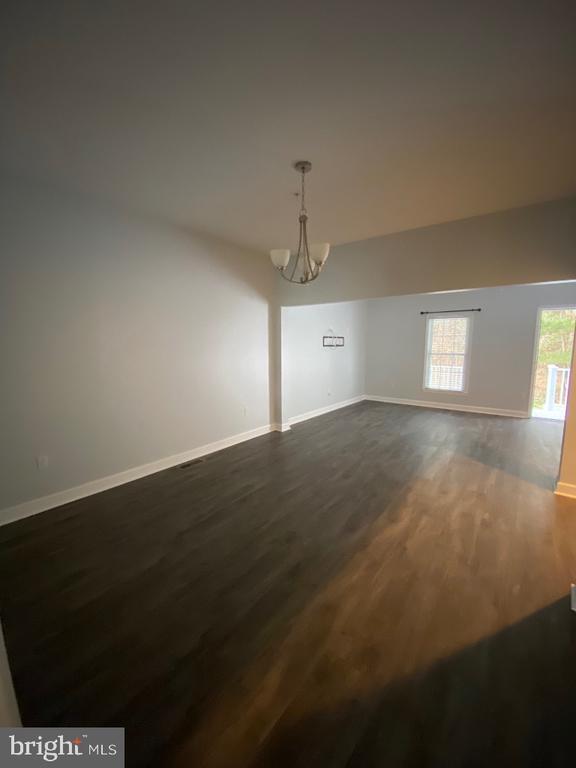 Foto del edificio - 28447 Pinehurst Cir