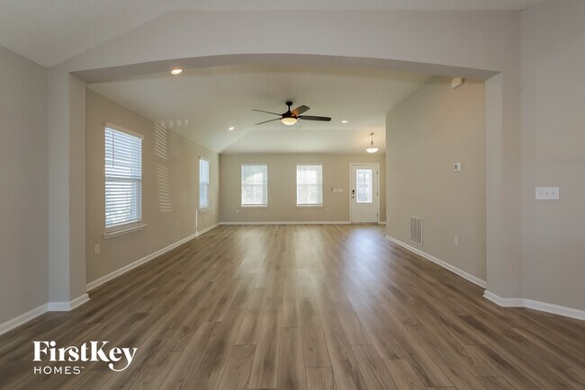 Building Photo - 64 Pickett Dr