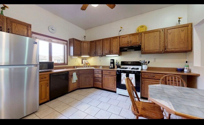 Foto del edificio - 2115 Ivy Ct