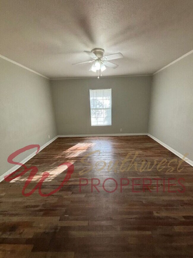 Building Photo - Spacious 4 Bedroom Home with Park-Like Backyard!
