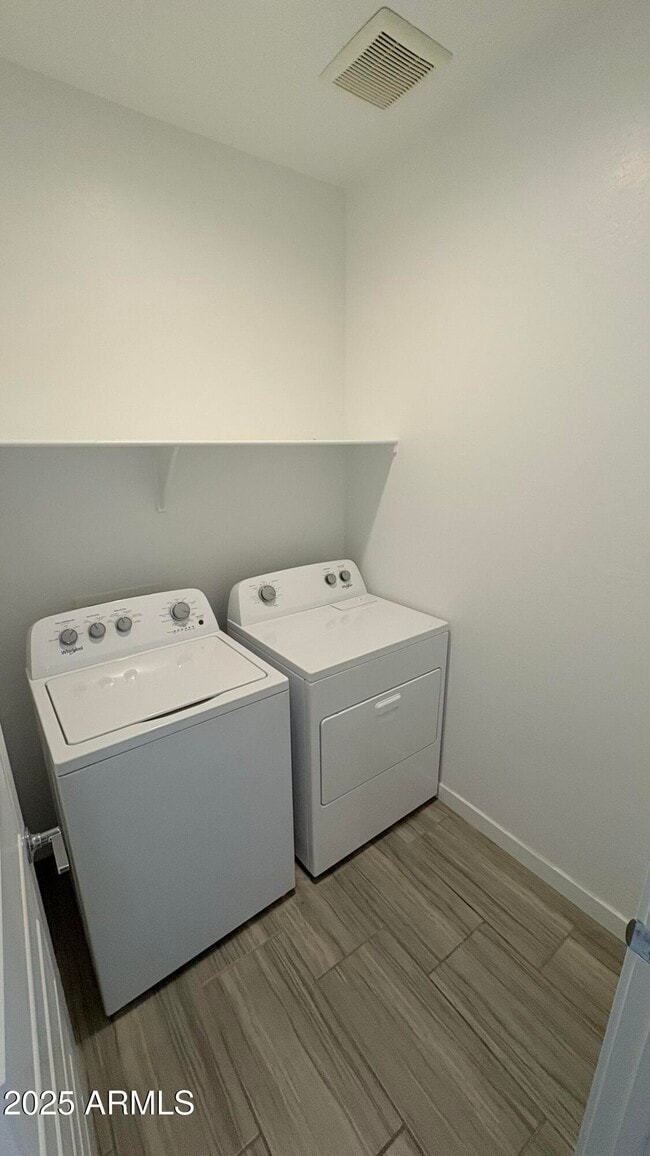 Foto del edificio - 2156 W Burnside Trail