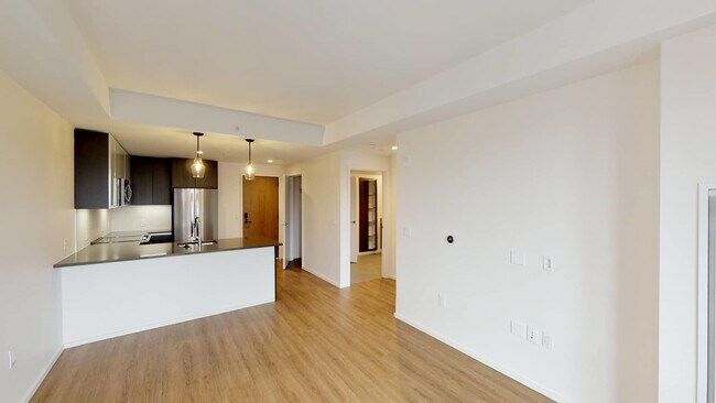 Building Photo - 341 Harrison Ave