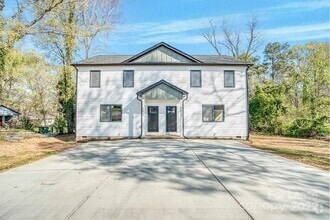 Building Photo - 303 2nd Ave