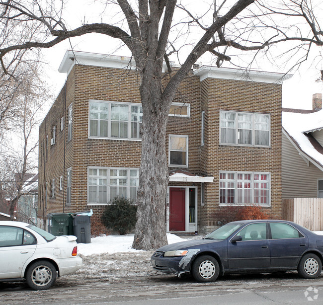 Building Photo - 1065 Selby Apartments