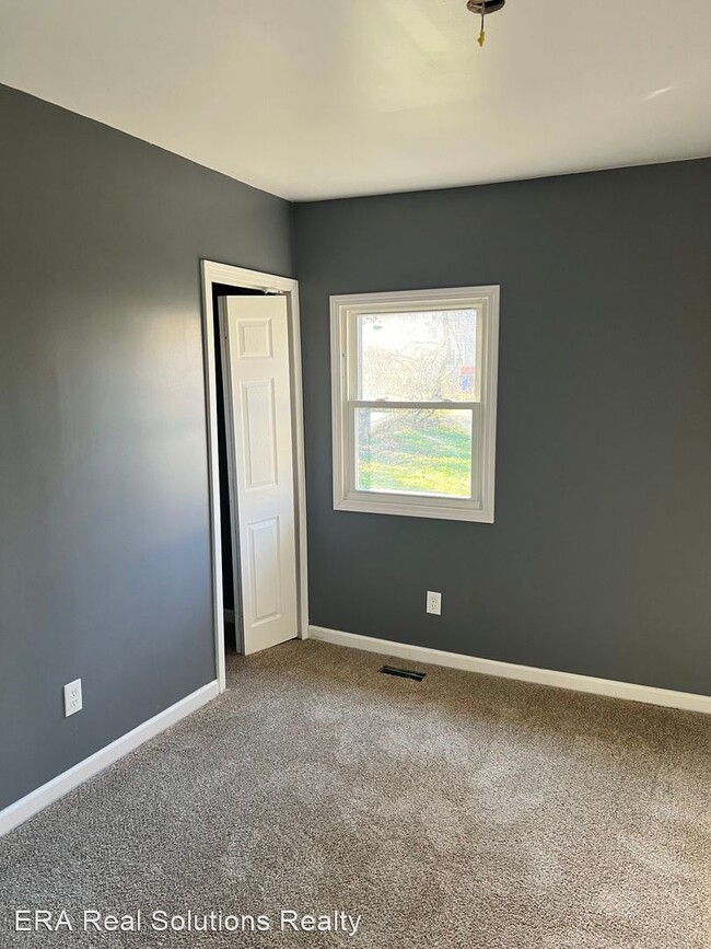 Foto del edificio - 2 br, 1 bath House - 955 Steffens Ave.