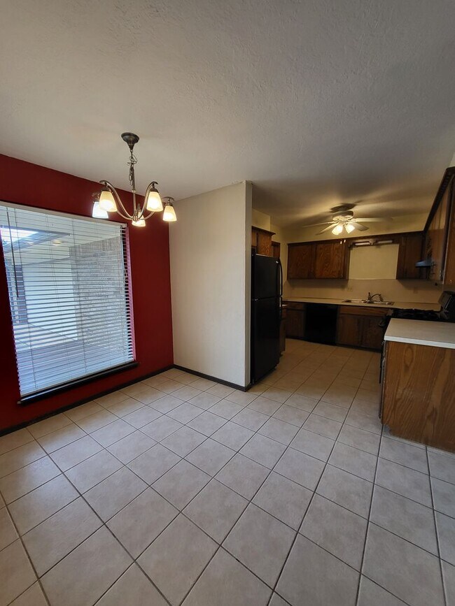 Foto del edificio - (3) Bed/(2) Bath in West Norman!