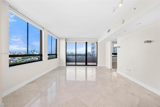 Foto del edificio - 1330 West Ave