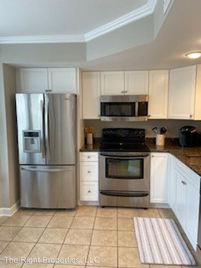 Building Photo - 2 br, 2.5 bath House - 24 Forest Glen Dr