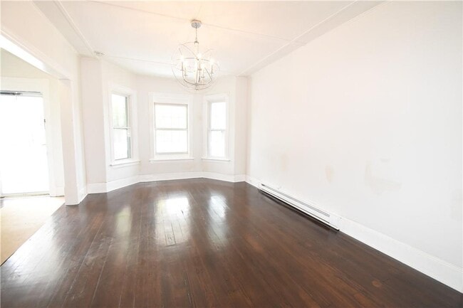 Building Photo - 44 Hammond St