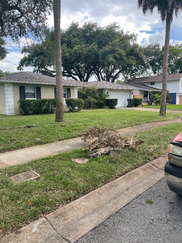 Foto del edificio - 2643 Cherrywood Ln
