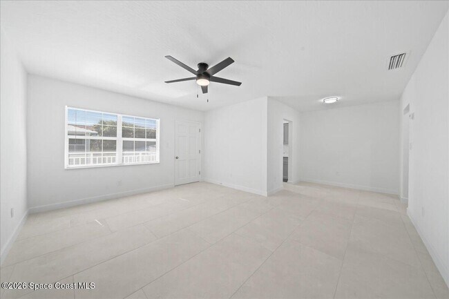 Foto del edificio - 154 Crescent Beach Dr