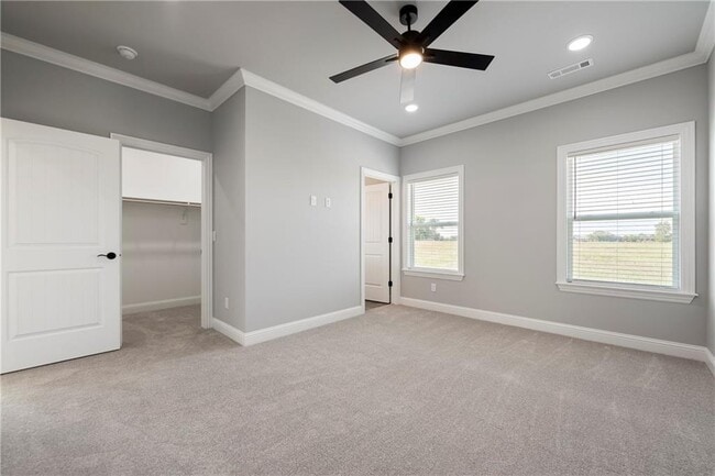 Foto del edificio - 2811 SW Hampshire Ave