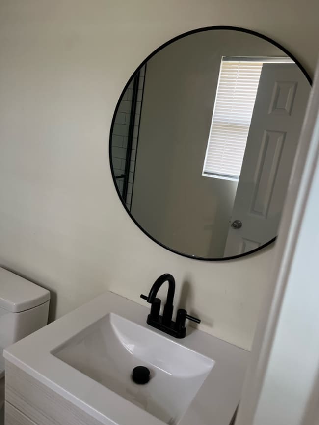 Foto del edificio - 3 Br Brick Ranch