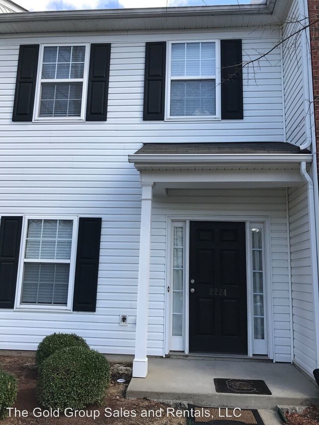 Foto principal - 2224 Winthrop Chase Dr