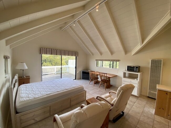 Foto del edificio - 24335 San Pedro Ln