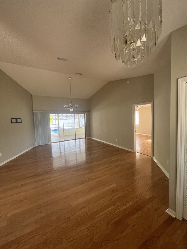 Building Photo - 77 Folcroft Ln
