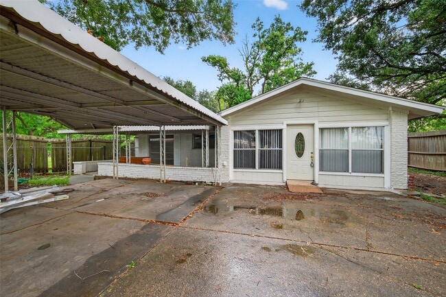 Building Photo - 3438 5th St