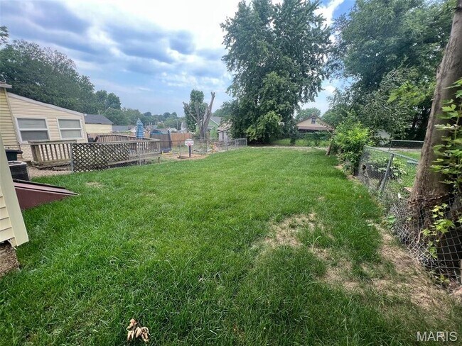 Foto del edificio - 115 W Cartwright Ave