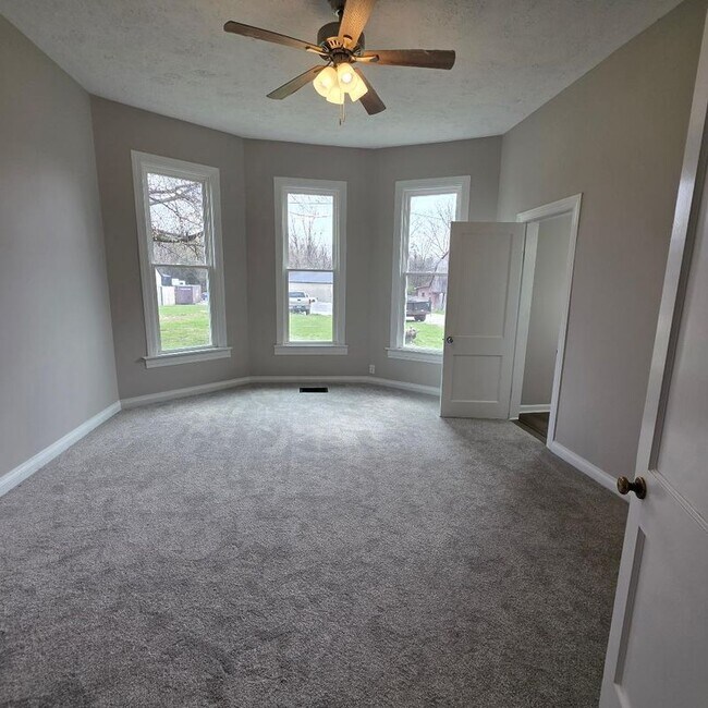 Foto del edificio - 2465 Chapeze Ln