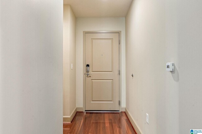 Foto del edificio - 2024 2nd Ave N