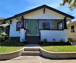 Building Photo - 1208 O Ave