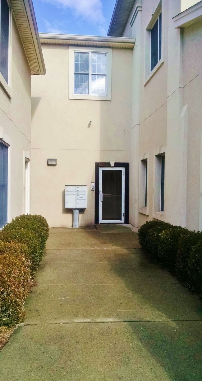 Foto del edificio - 563 E 23rd St