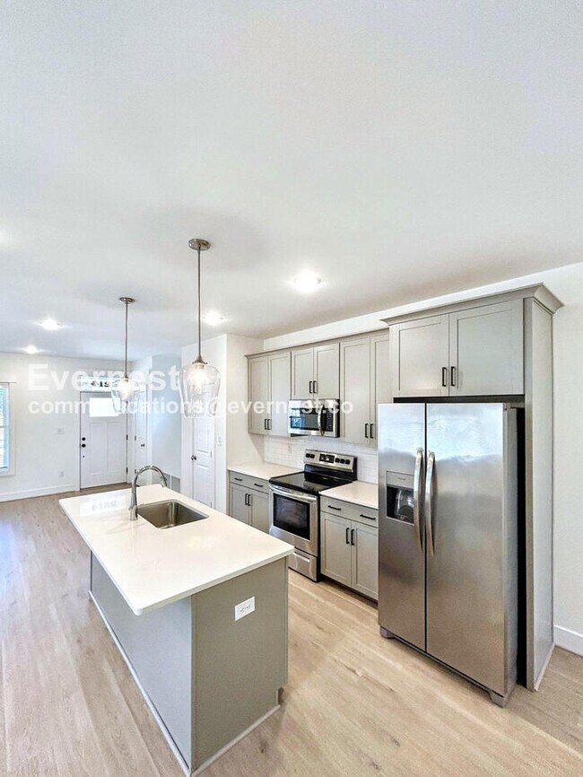 Foto del edificio - 5214 Campbell Ave