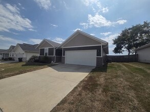 Building Photo - 2622 W Brook Ridge St