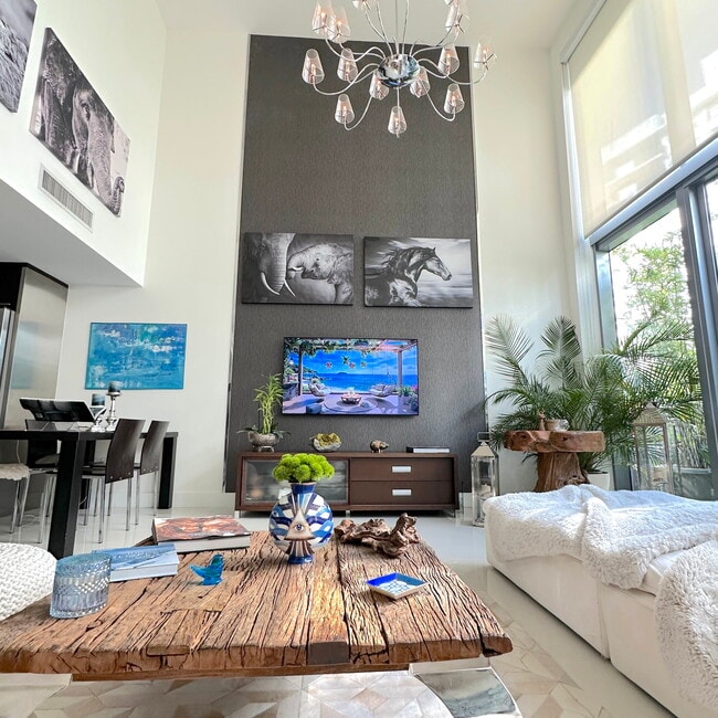 Photo - 6000 Collins Avenue Apt #509, Miami Beach, FL 33140 - 1 BR 1 BA condo