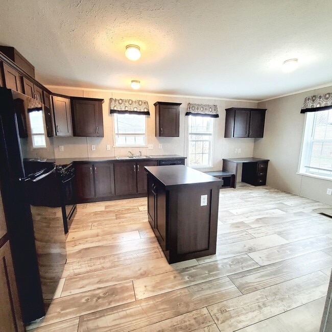 Building Photo - 8113 S Dockside Dr