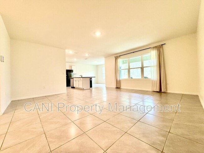 Building Photo - 245 Carabelle Ct