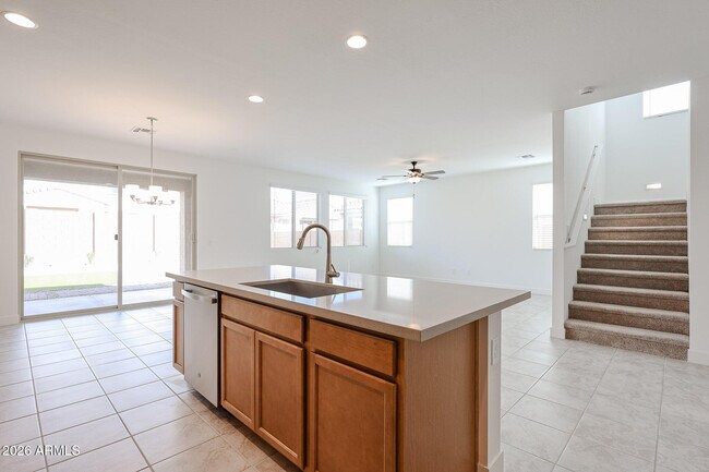 Foto del edificio - 14812 W Smoketree Dr