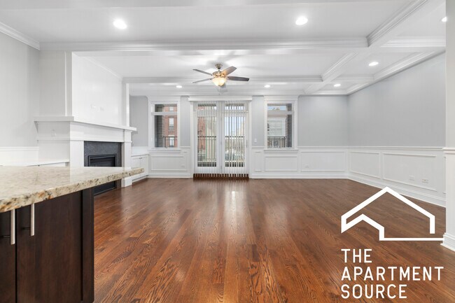 Foto del edificio - 1324 W Grand Ave