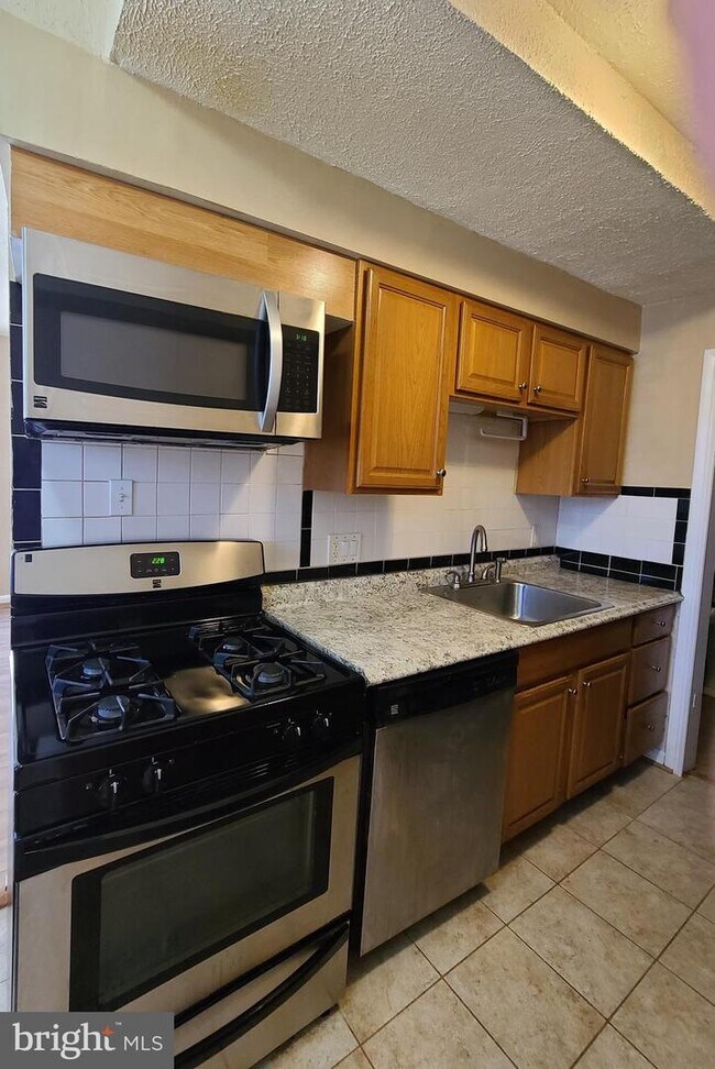 Foto del edificio - 209 N Adams St