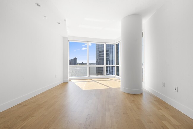 Foto del edificio - 77 Hudson St