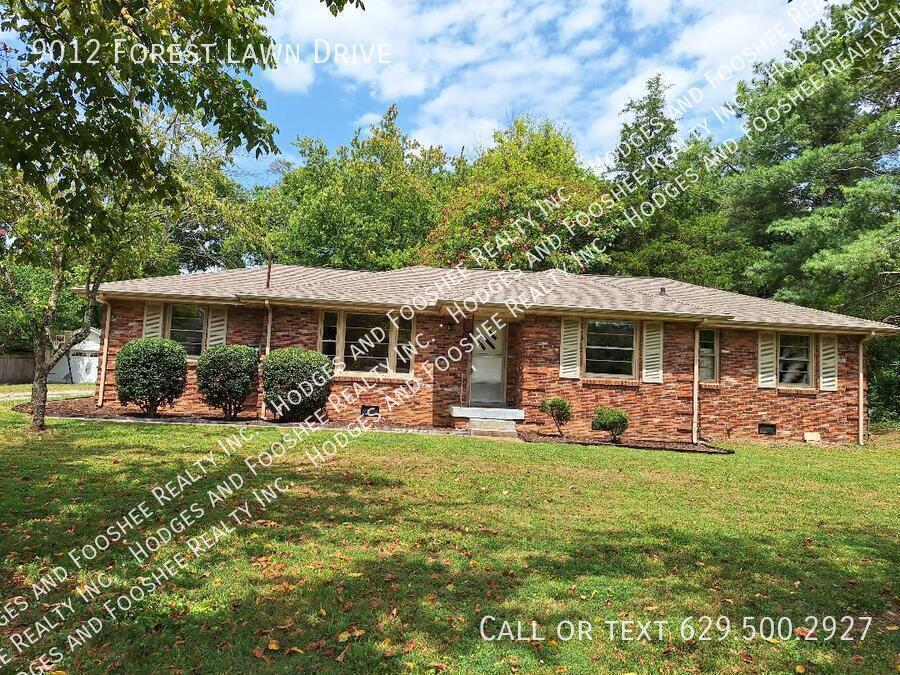 Photo - 9012 Forest Lawn Drive-