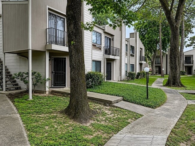 Building Photo - 17202 Imperial Valley Dr