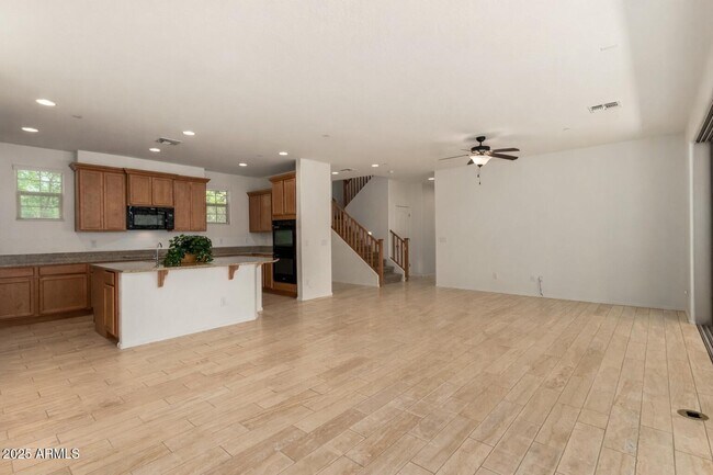 Foto del edificio - 4754 E Tierra Buena Ln