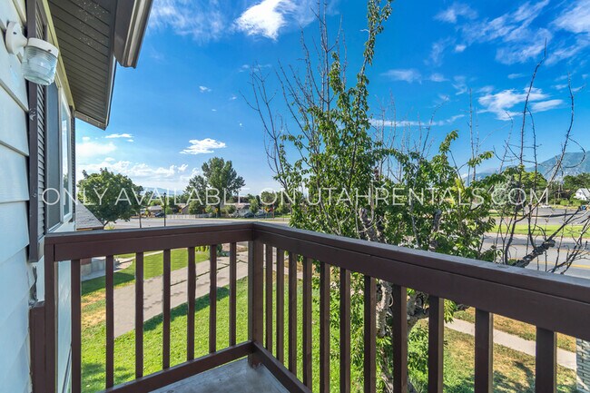 Foto del edificio - 684 E 300 S