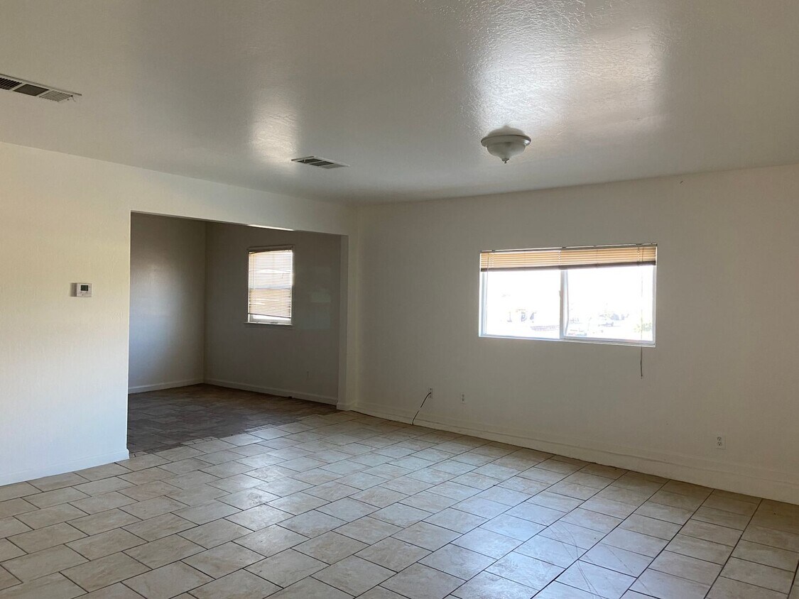 Primary Photo - Large three bedroom apartment!