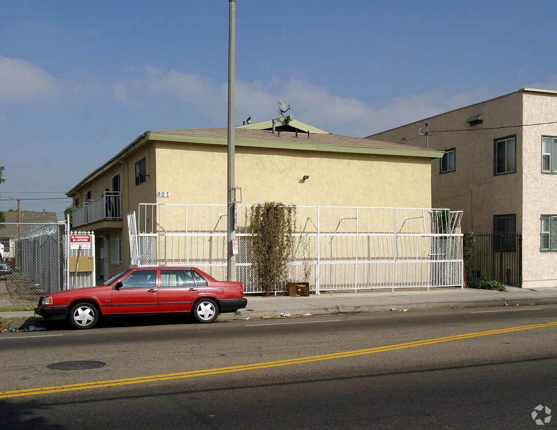 Primary Photo - 907 W Vernon Ave