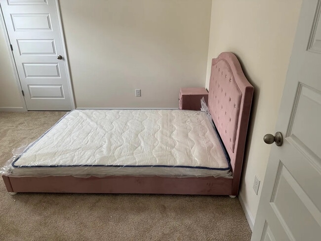 Foto del edificio - Room in House on Flat Rock Point