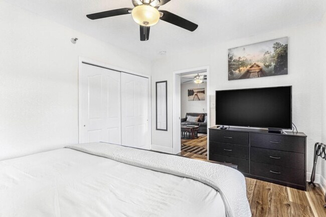 Foto del edificio - 1420 Bayshore Blvd