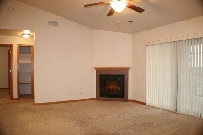 Building Photo - $1,325 | 2 Bedroom, 2 Bathroom Condo | Pet Friendly* | Available for a August 1st, 2026 Move In!*
