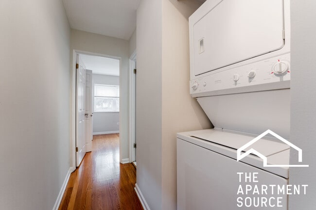 Foto del edificio - 6535 N Mozart St