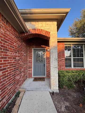 Building Photo - 1000 Prairie Heights Dr