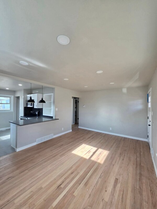 Building Photo - 7831 Shoshone St