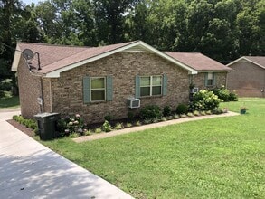 Building Photo - 694 Frankfort Dr