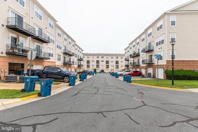 Foto del edificio - 42670 Hollyhock Terrace