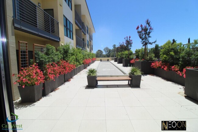 Foto del edificio - 955 S 1st St